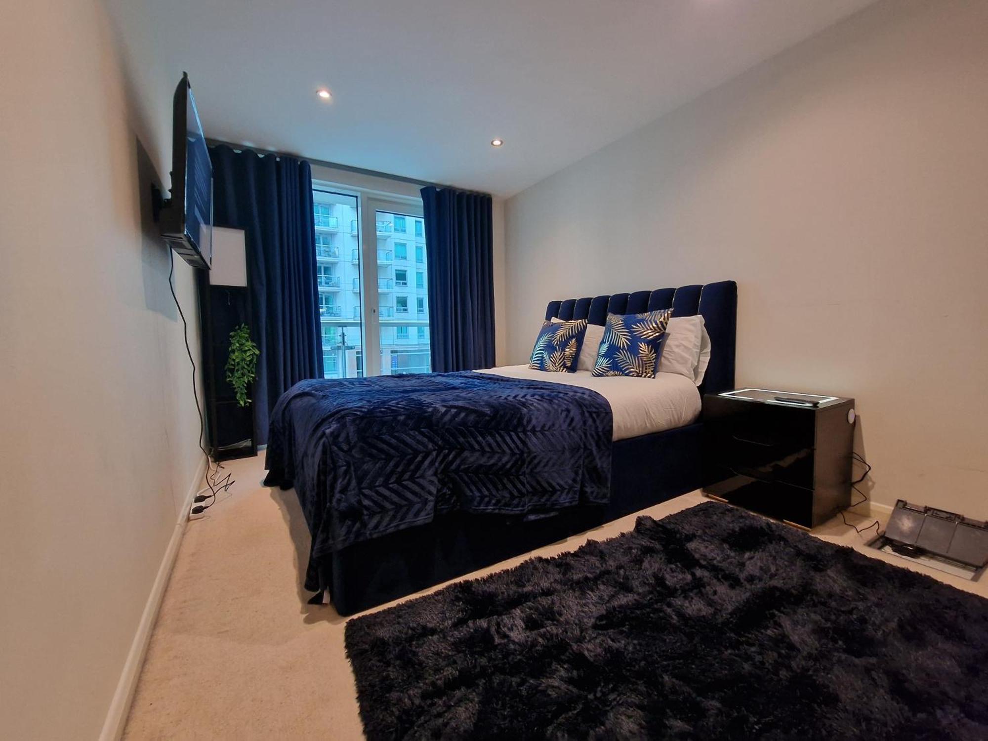 Deluxe Two-bedroom Vauxhall